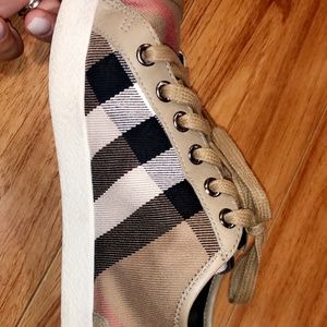 Burberry Sneakers